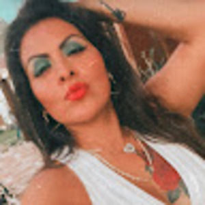 Meet your Posher, Leonor